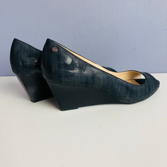 IOB Calvin Klein Shelly Streak Patent Peep Toe Wedge Size 8 1/2 - Picture 5 of 9